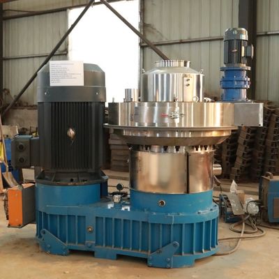 1000kg / H Serbuk Gergaji Walnut Shell Pellet Mill Mesin 25mm Mesin Diesel