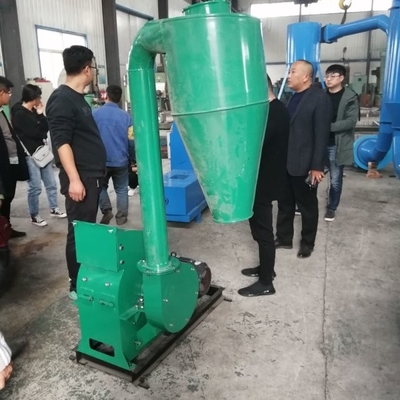 efisiensi tinggi Mesin Jagung Hammer Mill Dengan Motor 650-800kg / jam