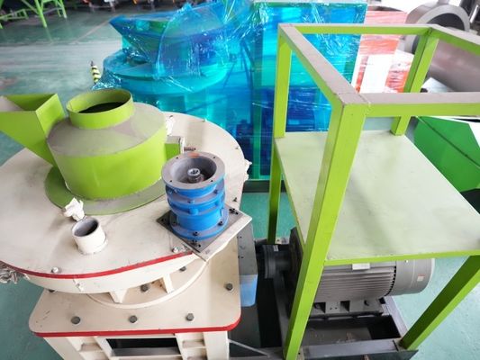 Mesin Pelet Kayu Stainless Steel 4Cr13 Peanut Shell Grass Pellet Maker 0.8t/ H