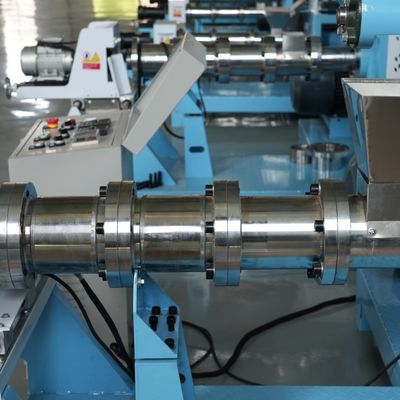 Mesin Pencampur Pakan Pelet Ikan Pembibitan Makanan Extruder