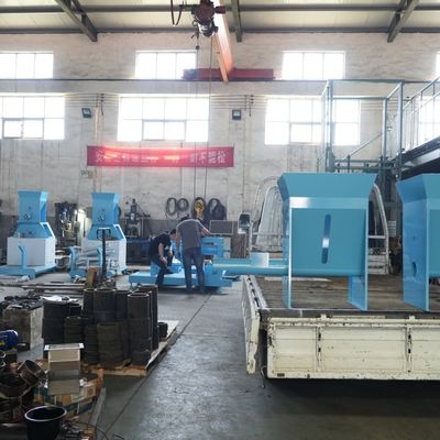 18.5kw Mesin Extruder Pakan Ikan Listrik Kecil 70mm Dia Screw