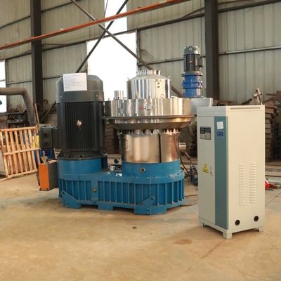 Pakan Pabrik Pelet Kayu Kecil Penggunaan Rumah 600kg / H 400kg / H Ramah Lingkungan