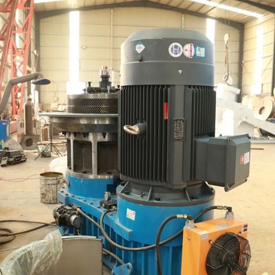 1 Sampai 10 T / H 1.1kw Ring Die Wood Pellet Machine Lini Produksi SKF Bearings