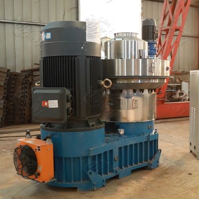 CE Flat Die Pelletizer Mesin Granulator Pakan Kecil PTO Driven Pellet Mill 12mm