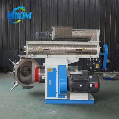 Mesin Pelet Pakan Unggas Hemat Ruang yang Efisien 115x45x95CM