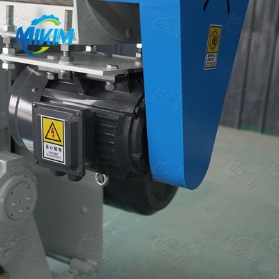 380Volt Mesin Pelet Pakan Unggas Mesin Pengolah Pakan Ikan Efisiensi Tinggi