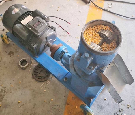 Mesin Pabrik Pelet Kayu Biomassa Serbuk Gergaji 200kg / H