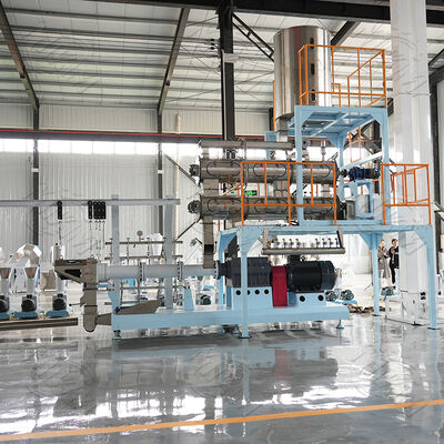 Kualitas Mesin Ekstruder Pakan Anjing Baut Ganda Kontrol PLC Motor Kapasitas Tinggi 120-5000kg/jam Komponen Inti Gear Pompa pabrik